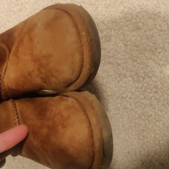 UGG Chestnut Bailey Button Boots kids sz 8 - Picture 9 of 12